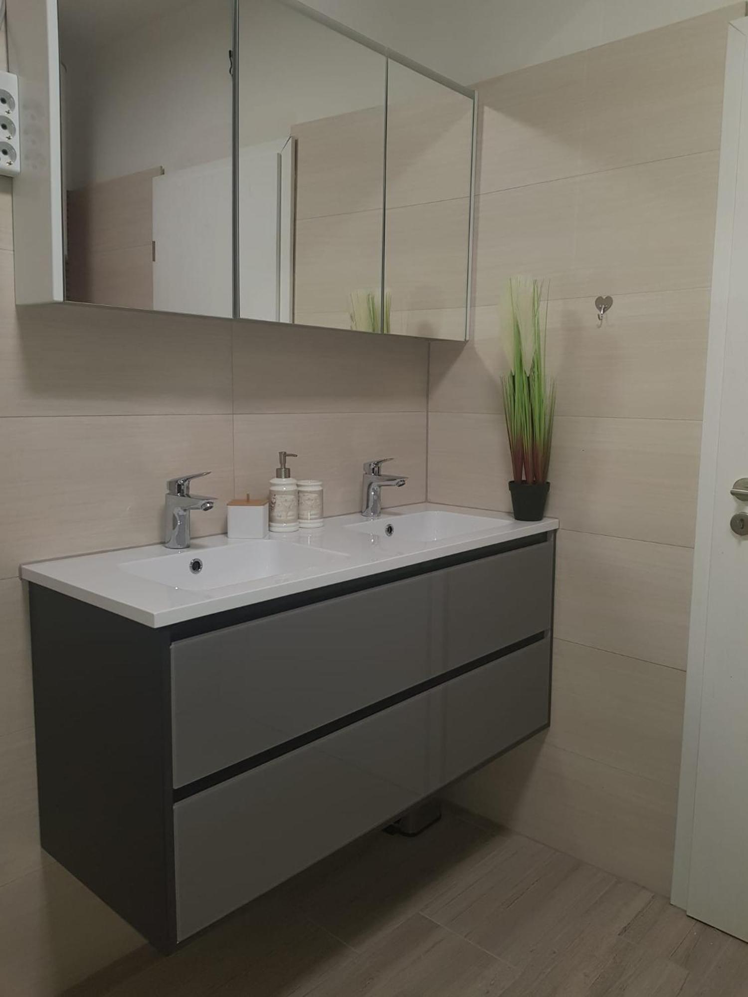 Apartment Vortex Sun Vir Luaran gambar